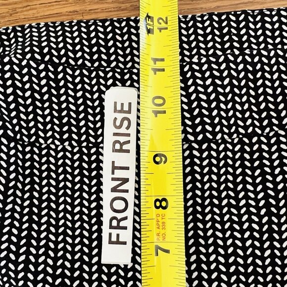 Time and Tru Women's Ankle Pants Size 18 Black/White Mid Rise Stretch Zip Side - Picture 10 of 11